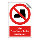Hier Straßenschuhe ausziehen