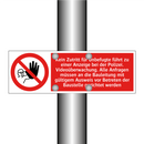 Kein Zutritt für Unbefugte führt zu einer Anzeige bei der Polizei. Videoüberwachung. Alle Anfragen müssen an die Bauleitung mit gültigem Ausweis vor Betreten der Baustelle gerichtet werden