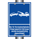 Nur für Vorstandsmitglieder. Illegal geparkte Fahrzeuge werden kostenpflichtig abgeschleppt!