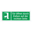 Tür öffnet durch Ziehen auf der rechten Seite