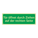 Tür öffnet durch Ziehen auf der rechten Seite