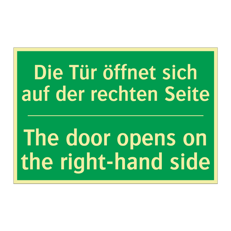 Die Tür öffnet sich auf der rechten /.../ - The door opens on the right-hand /.../