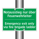 Notausstieg nur über Feuerwehrleiter /.../ - Emergency exit only via fire brigade /.../