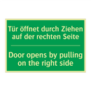 Tür öffnet durch Ziehen auf der /.../ - Door opens by pulling on the right /.../