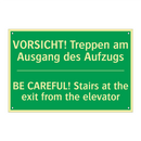 VORSICHT! Treppen am Ausgang des /.../ - BE CAREFUL! Stairs at the exit /.../