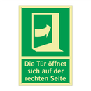 Die Tür öffnet sich auf der rechten Seite