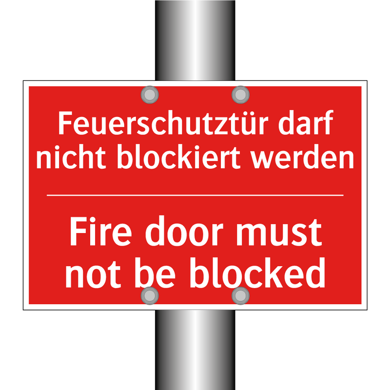 Feuerschutztür darf nicht blockiert /.../ - Fire door must not be blocked