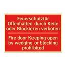 Feuerschutztür Offenhalten durch /.../ - Fire door Keeping open by wedging /.../