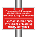 Feuerschutztür! Offenhalten durch /.../ - Fire door! Keeping open by wedging /.../