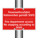 Feuerwehrzufahrt Halteverbot gemäß /.../ - Fire department access No stopping /.../