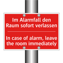 Im Alarmfall den Raum sofort verlassen/.../ - In case of alarm, leave the room /.../