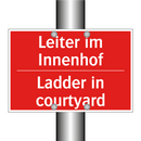 Leiter im Innenhof - Ladder in courtyard