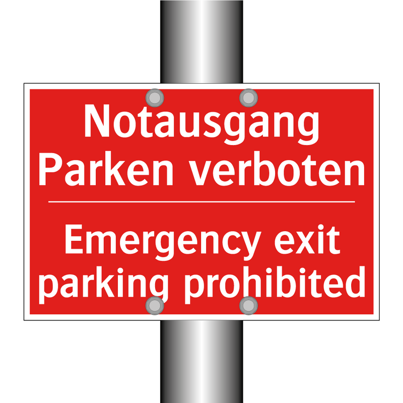 Notausgang Parken verboten - Emergency exit parking prohibited/.../