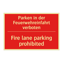 Parken in der Feuerwehreinfahrt /.../ - Fire lane parking prohibited