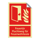 Feuertür Fluchtweg für Feuerwehrleute