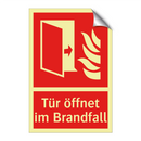 Tür öffnet im Brandfall