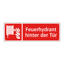 Feuerhydrant hinter der Tür