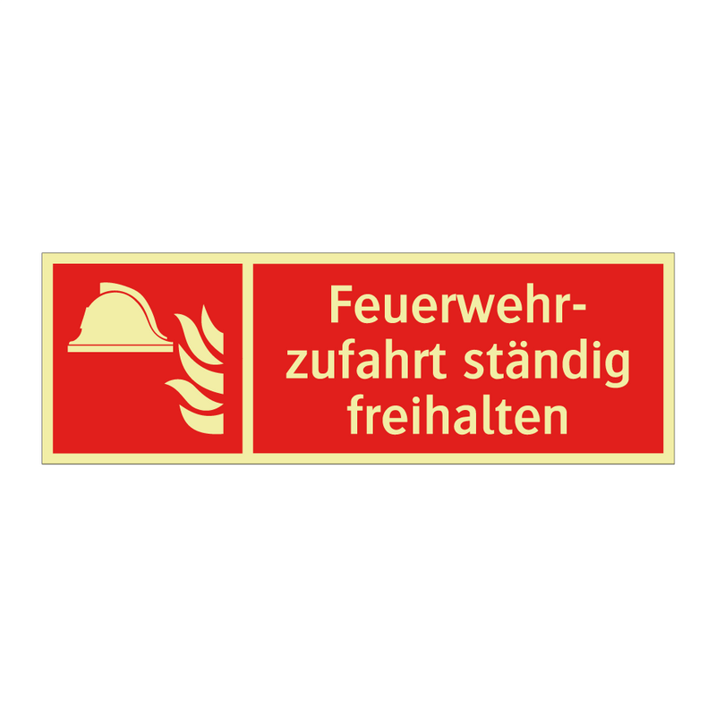 Feuerwehr- zufahrt ständig freihalten