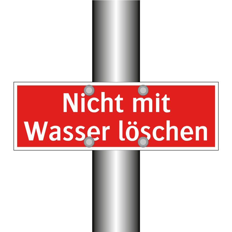 Nicht mit Wasser löschen