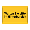 Warten Sie bitte im Hinterbereich