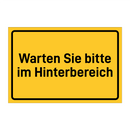 Warten Sie bitte im Hinterbereich