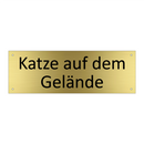 Katze auf dem Gelände