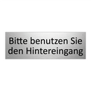 Bitte benutzen Sie den Hintereingang