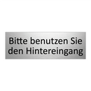 Bitte benutzen Sie den Hintereingang