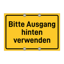 Bitte Ausgang hinten verwenden & Bitte Ausgang hinten verwenden & Bitte Ausgang hinten verwenden