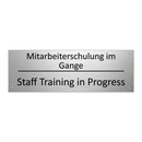 Mitarbeiterschulung im Gange - Staff Training in Progress