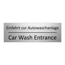 Einfahrt zur Autowaschanlage - Car Wash Entrance