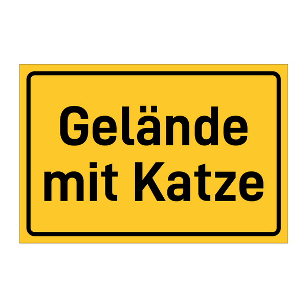 Gelände mit Katze