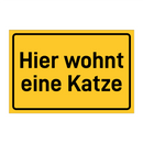 Hier wohnt eine Katze