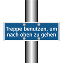 Treppe benutzen, um nach oben zu gehen
