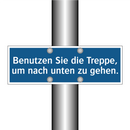 Benutzen Sie die Treppe, um nach unten zu gehen.
