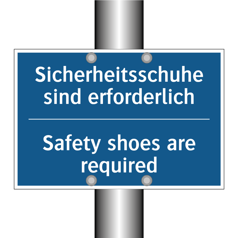 Sicherheitsschuhe sind erforderlich/.../ - Safety shoes are required