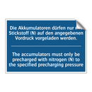 Die Akkumulatoren dürfen nur mit /.../ - The accumulators must only be /.../