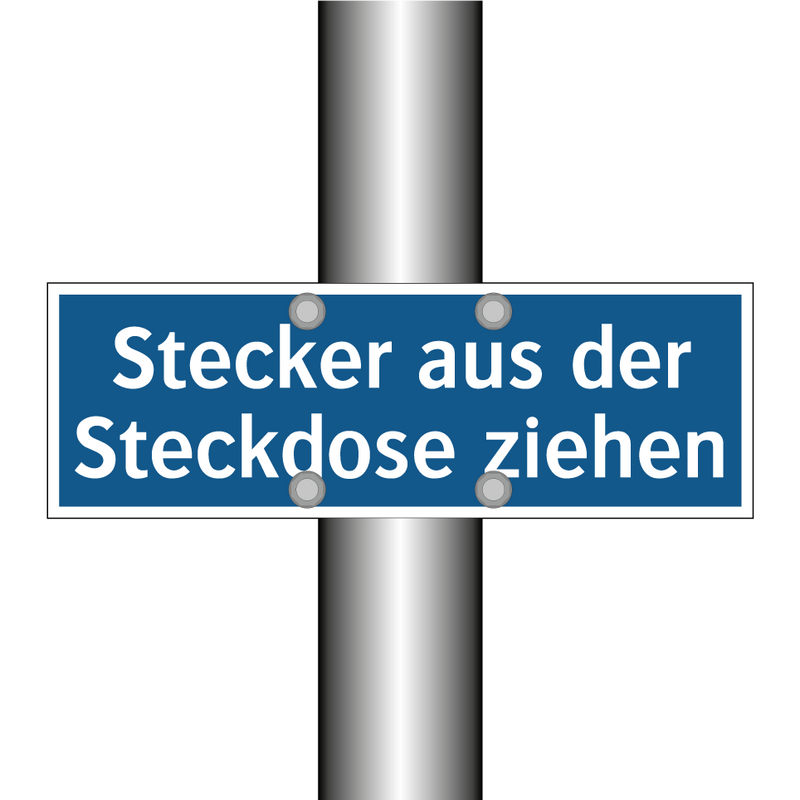 Stecker aus der Steckdose ziehen