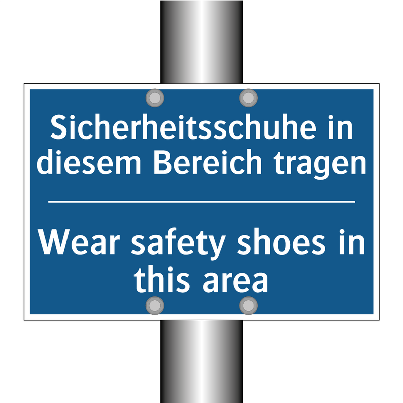 Sicherheitsschuhe in diesem Bereich /.../ - Wear safety shoes in this area