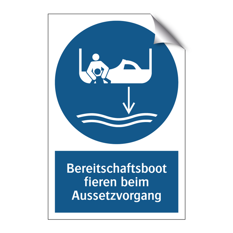Bereitschaftsboot fieren beim Aussetzvorgang
