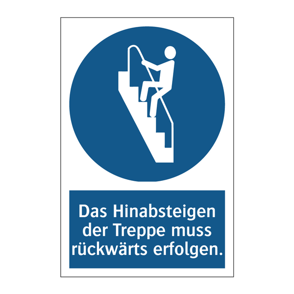 Das Hinabsteigen der Treppe muss rückwärts erfolgen.