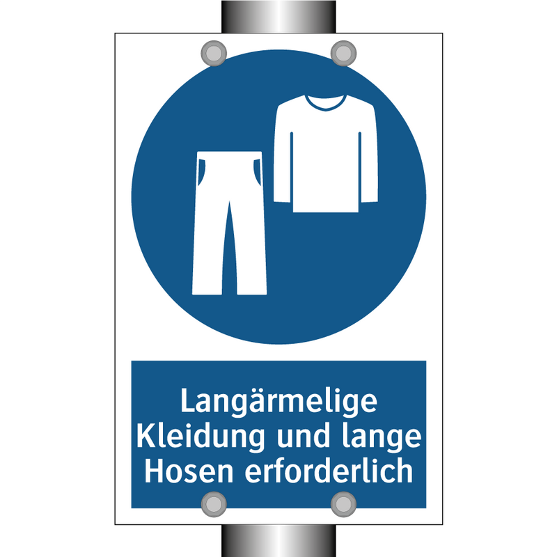 Langärmelige Kleidung und lange Hosen erforderlich