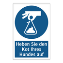 Heben Sie den Kot Ihres Hundes auf