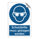 Schutzbrille muss getragen werden