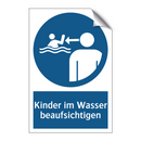 Kinder im Wasser beaufsichtigen