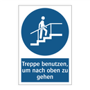 Treppe benutzen, um nach oben zu gehen