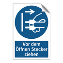 Vor dem Öffnen Stecker ziehen