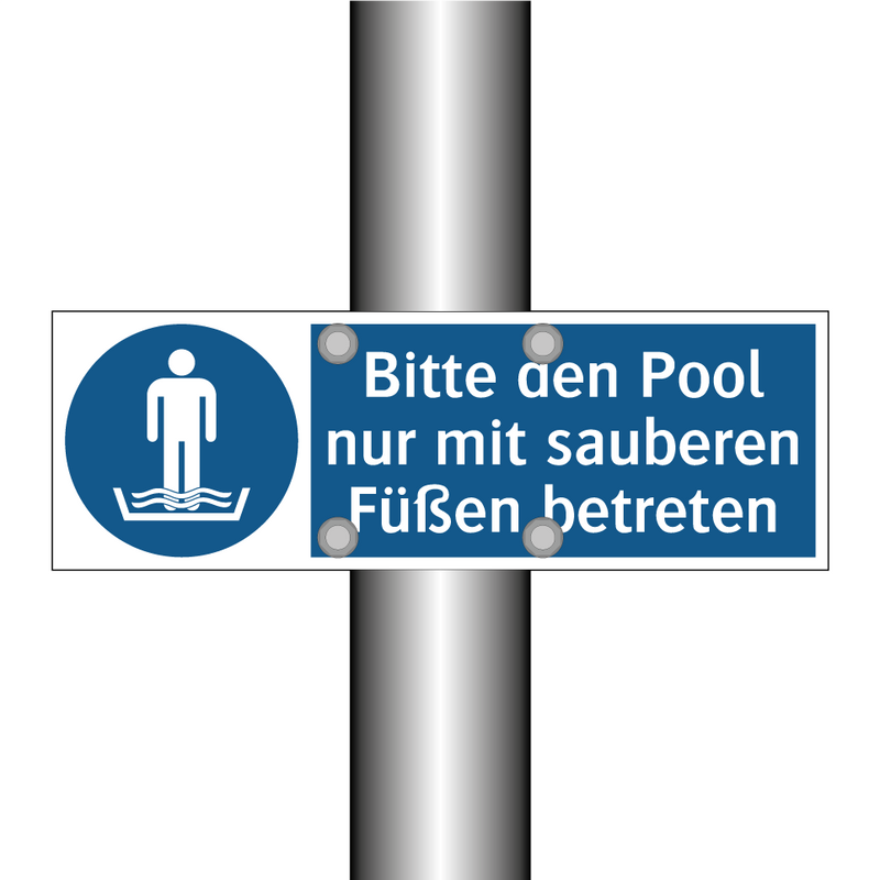 Bitte den Pool nur mit sauberen Füßen betreten