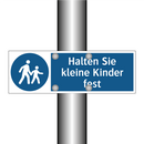 Halten Sie kleine Kinder fest