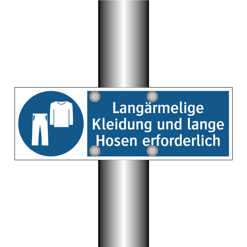 Langärmelige Kleidung und lange Hosen erforderlich